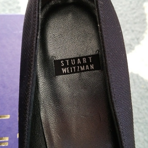 Stuart Weitzman navy pumps - Picture 3 of 9